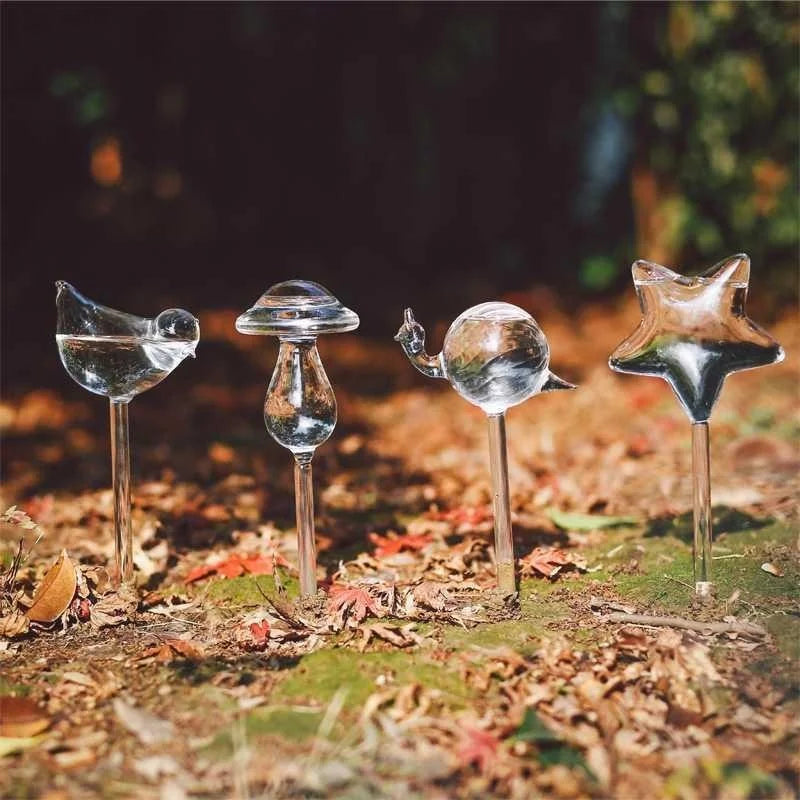 Garden Plant Watering Device Glass Flowers Water Feeder Automatic Self Watering Devices Bird Star Mushroom Design Plant Waterer